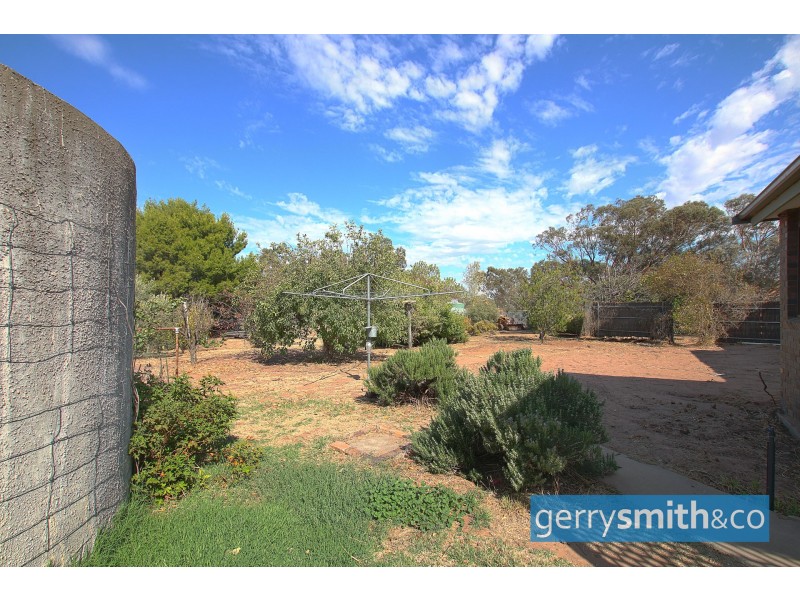 28 Longerenong Road, Dooen VIC 3401