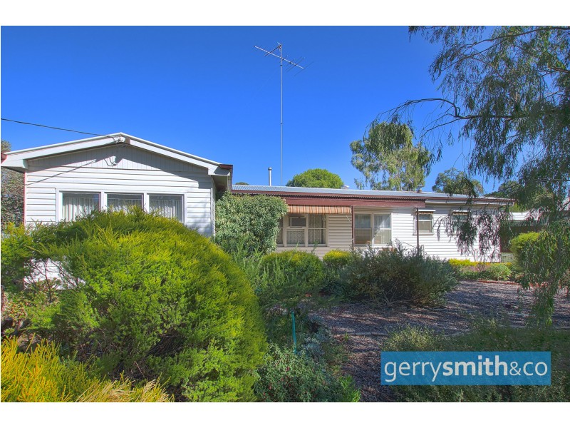 9 Lloyd Street, Dimboola VIC 3414
