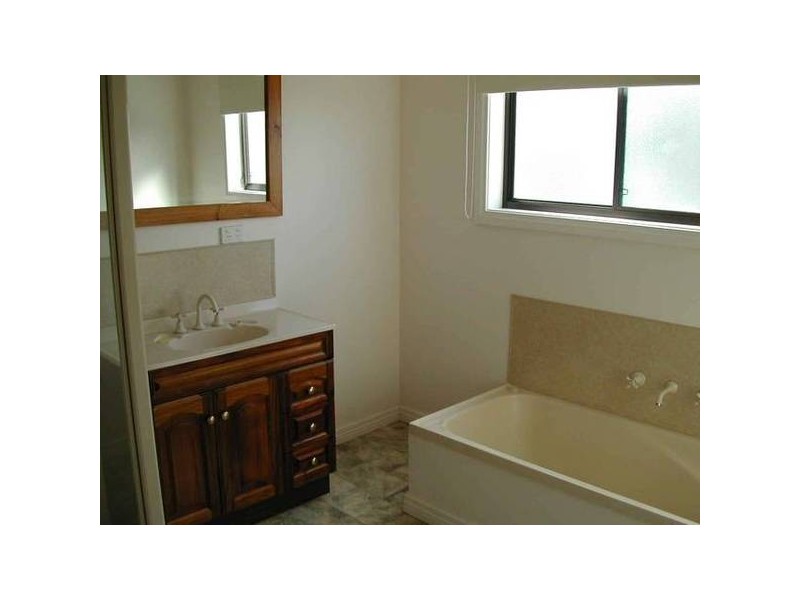 Warracknabeal VIC 3393