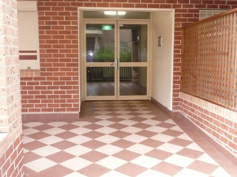 2/25 MELANIE STREET, Bankstown NSW 2200