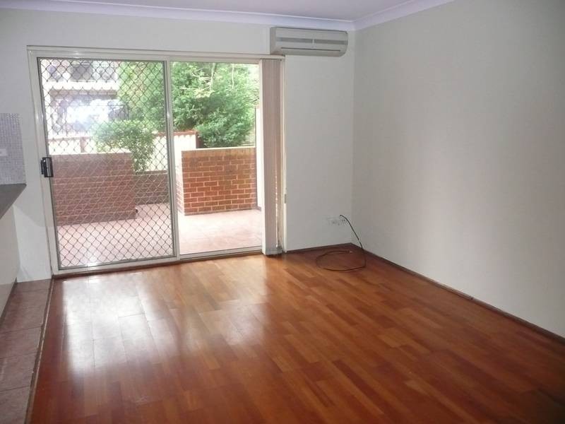 2/25 MELANIE STREET, Bankstown NSW 2200