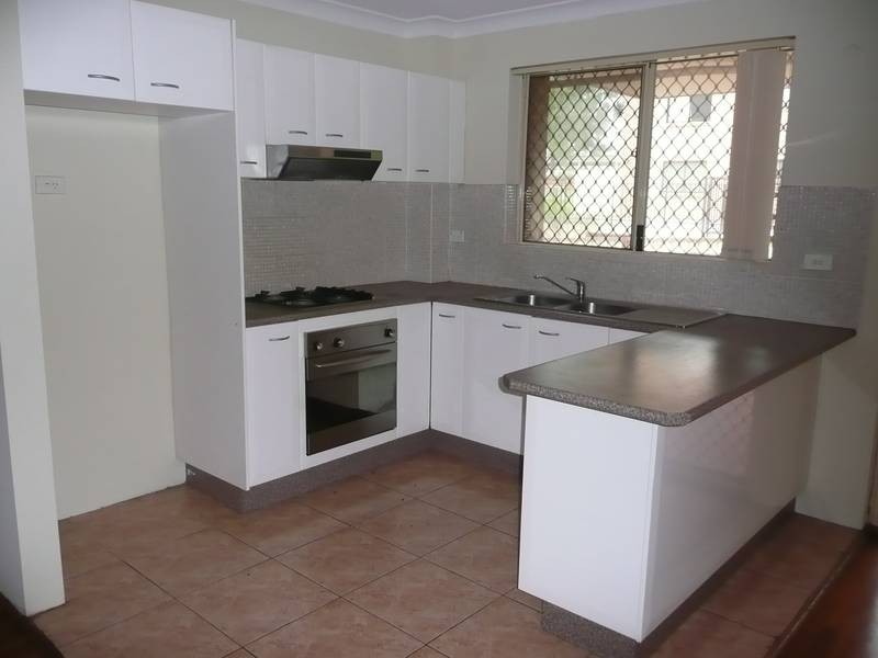 2/25 MELANIE STREET, Bankstown NSW 2200