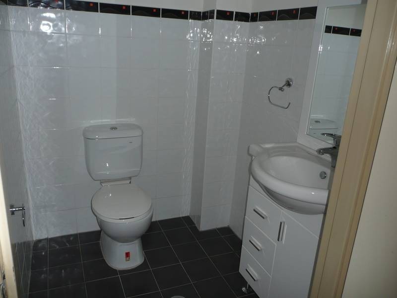 6/13 RESTWELL STREET, Bankstown NSW 2200