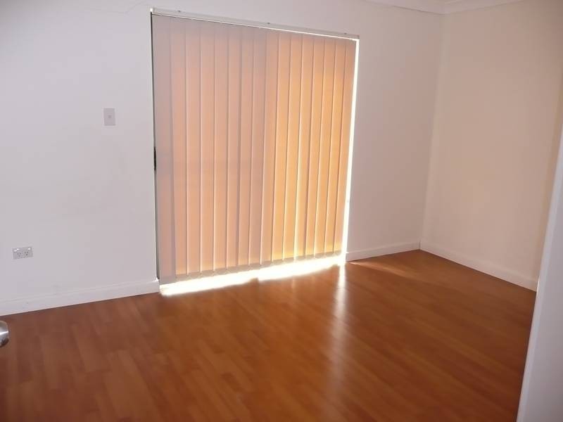 6/13 RESTWELL STREET, Bankstown NSW 2200