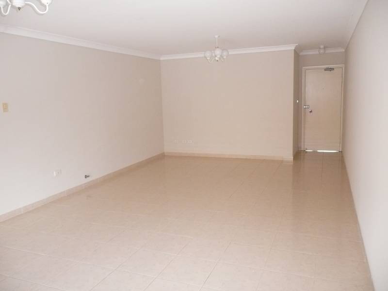 6/13-15 CAIRDS AVENUE, Bankstown NSW 2200