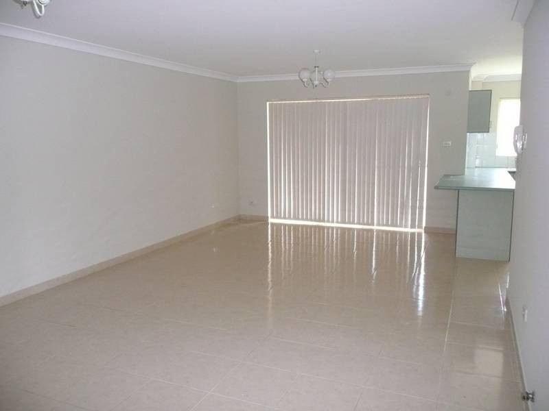 6/13-15 CAIRDS AVENUE, Bankstown NSW 2200