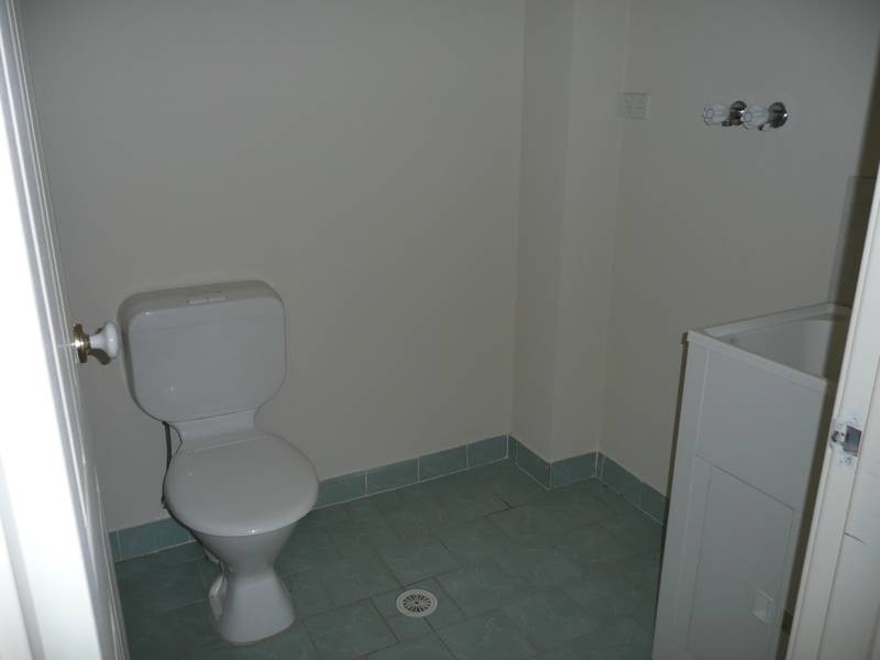 6/13-15 CAIRDS AVENUE, Bankstown NSW 2200