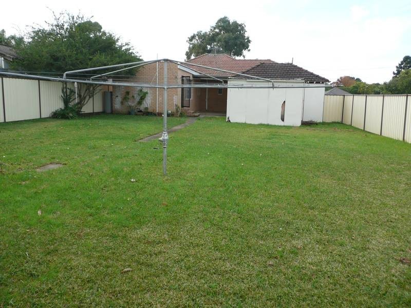 14 FIFTH AVENUE, Condell Park NSW 2200