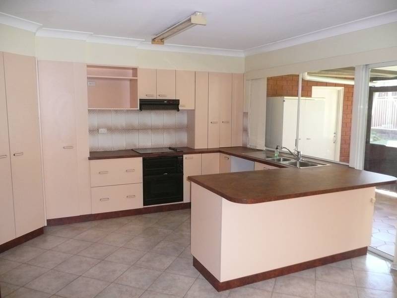 50 KURRAJONG AVENUE, Georges Hall NSW 2198