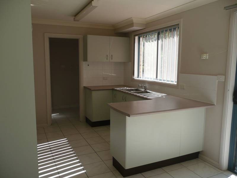 6/16A BALMORAL CRESCENT, Georges Hall NSW 2198