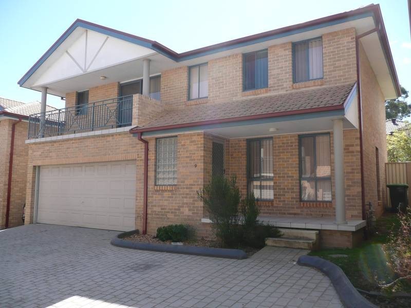 9&10/16A BALMORAL CRESCENT, Georges Hall NSW 2198