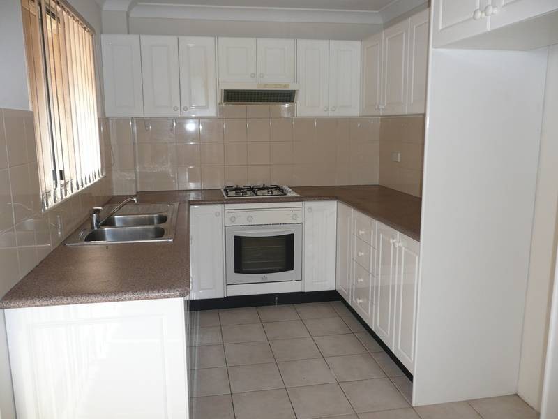 21/9-13 MYRTLE ROAD, Bankstown NSW 2200