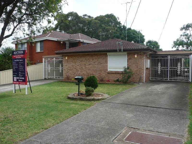 8 Birdwood, Georges Hall NSW 2198