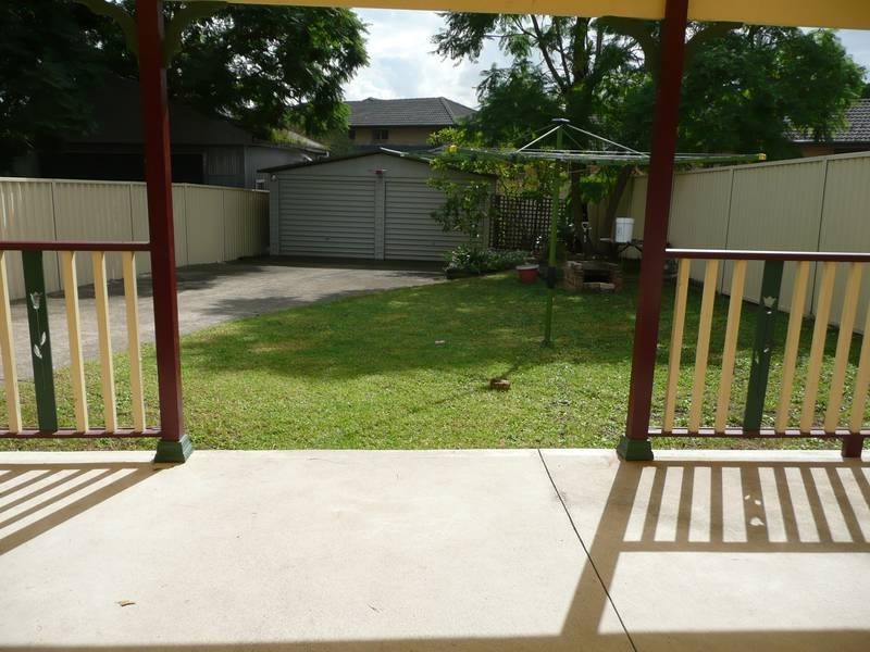 8 Birdwood, Georges Hall NSW 2198