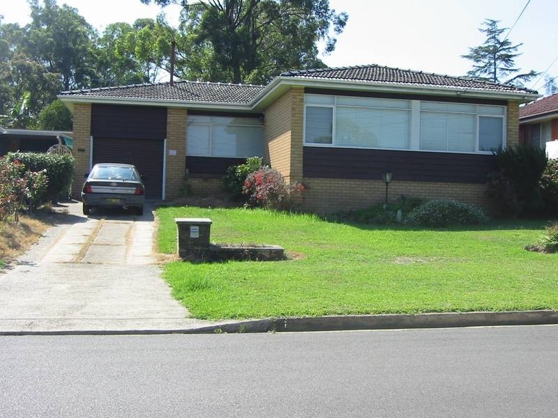 72 Caroline Cresent, Georges Hall NSW 2198