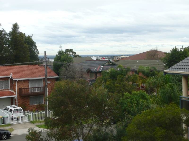 13/5-7 Myrtle, Bankstown NSW 2200