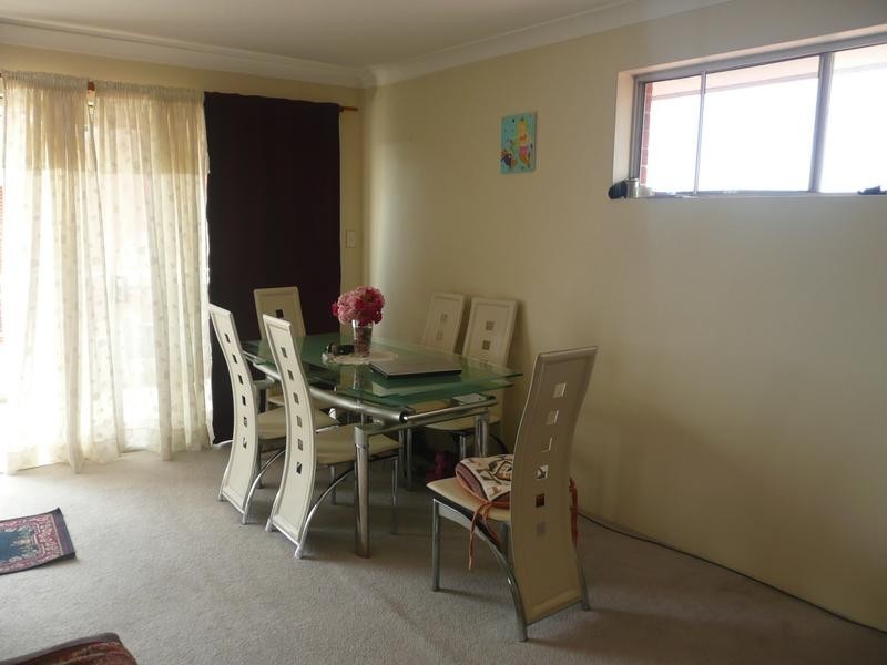 12/28 WHITE AVENUE, Bankstown NSW 2200