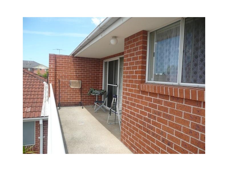12/28 WHITE AVENUE, Bankstown NSW 2200