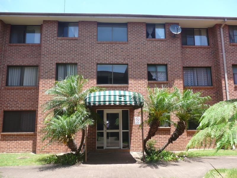 22/125 MEREDITH STREET, Bankstown NSW 2200