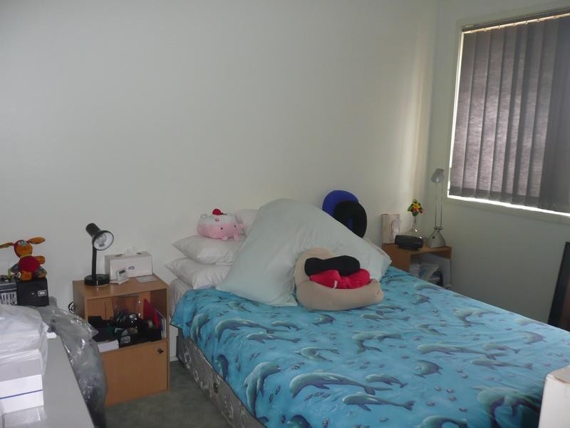 4/8 WATERGUM WAY, Greenacre NSW 2190