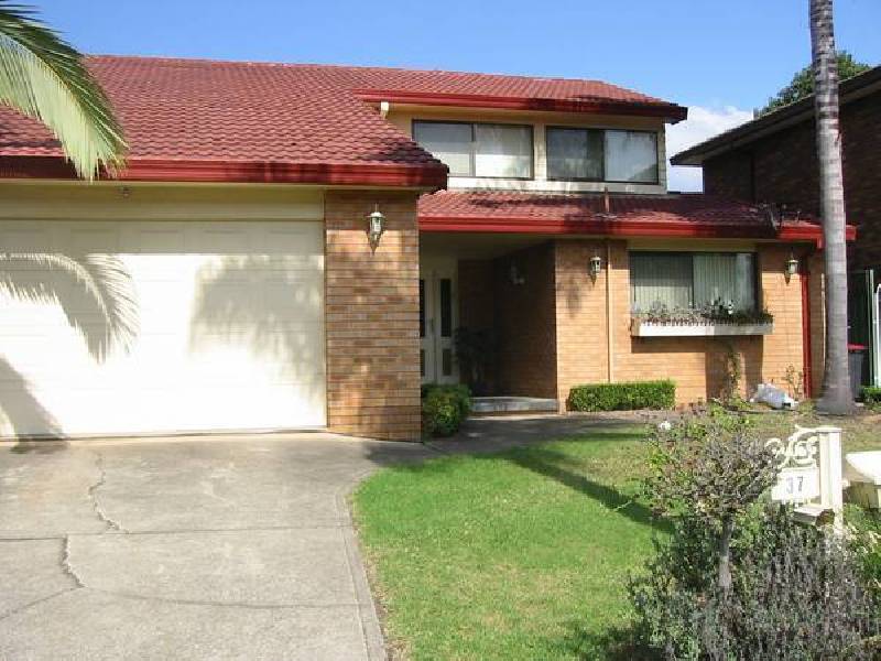 37 KESWICK STREET, Georges Hall NSW 2198