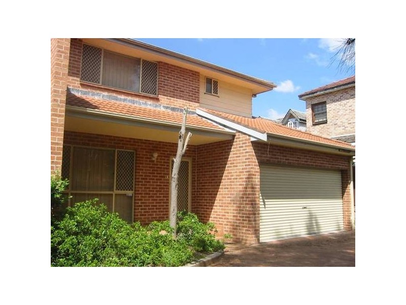1B Mcmillan, Yagoona NSW 2199