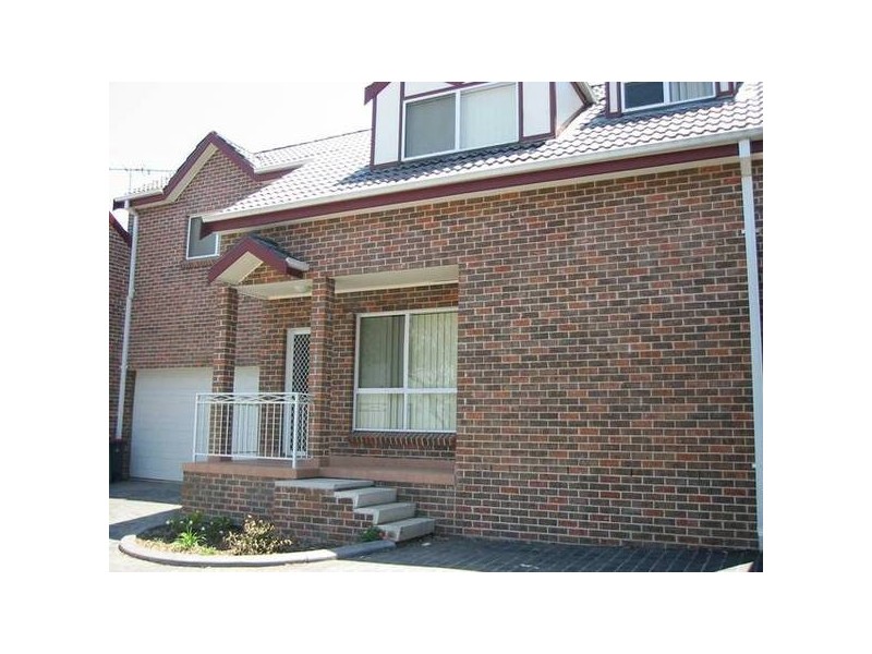 4/55 Manahan, Condell Park NSW 2200