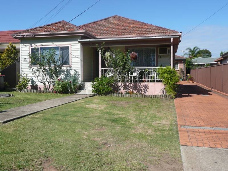 46A MIMOSA RD, Greenacre NSW 2190
