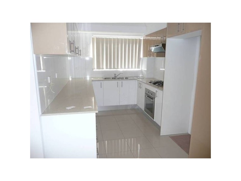 9/ 41 CAIRDS AVENUE, Bankstown NSW 2200