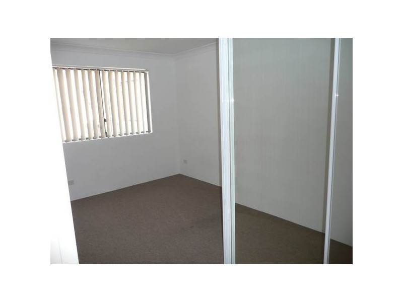 9/ 41 CAIRDS AVENUE, Bankstown NSW 2200