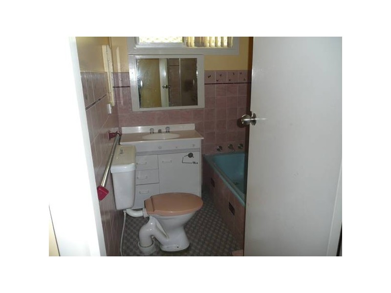 948 HUME HIGHWAY, Bass Hill NSW 2197