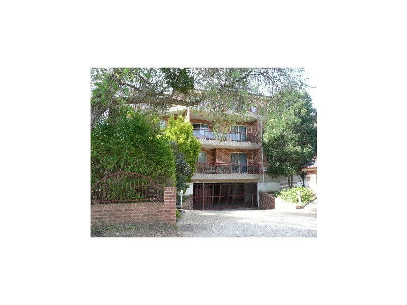 1/4-6 DE WITT STREET, Bankstown NSW 2200