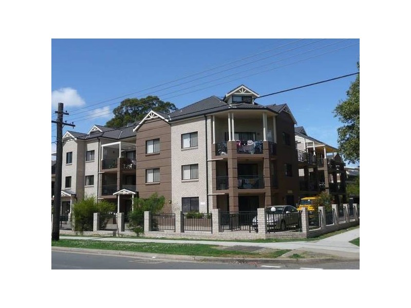 3/41 CAIRDS AVENUE, Bankstown NSW 2200