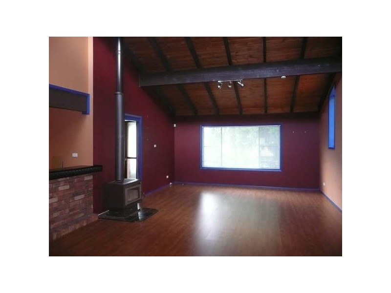 28 WENDY AVENUE, Georges Hall NSW 2198