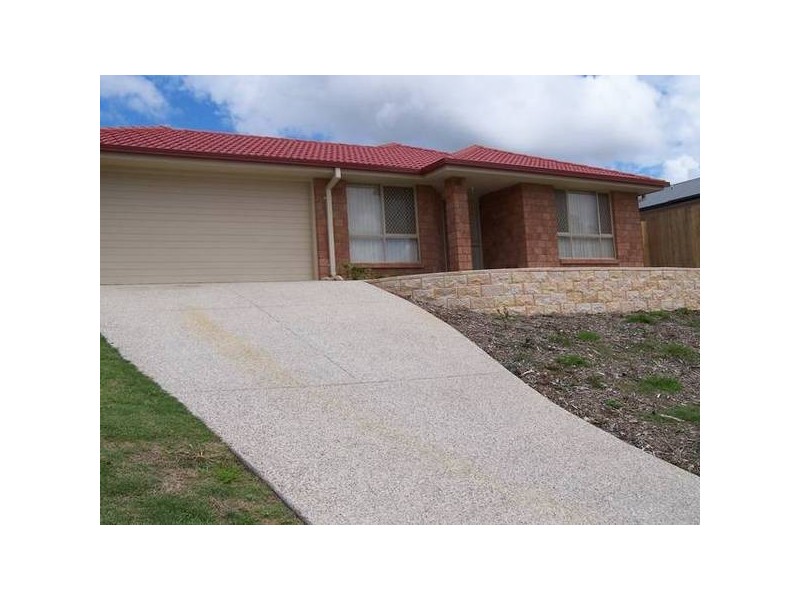 6 Paulette Court, Cashmere QLD 4500