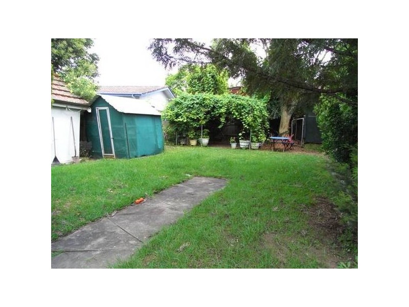 18 Hillview Street, Auburn NSW 2144