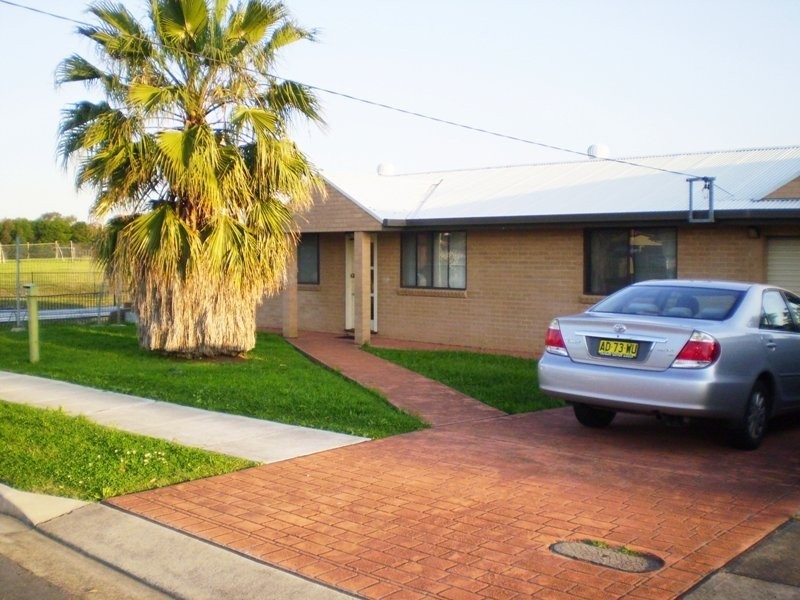 2 Banksia Street, Granville NSW 2142