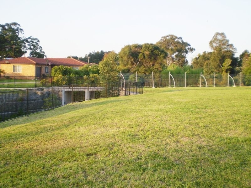 2 Banksia Street, Granville NSW 2142