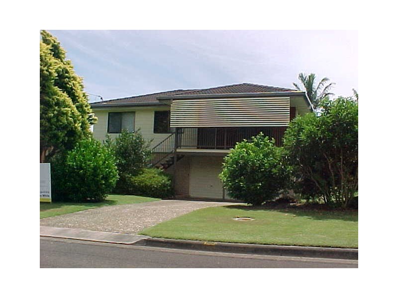 13 Malling Street, Birkdale QLD 4159
