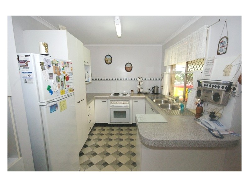 99 Collingwood Road, Birkdale QLD 4159