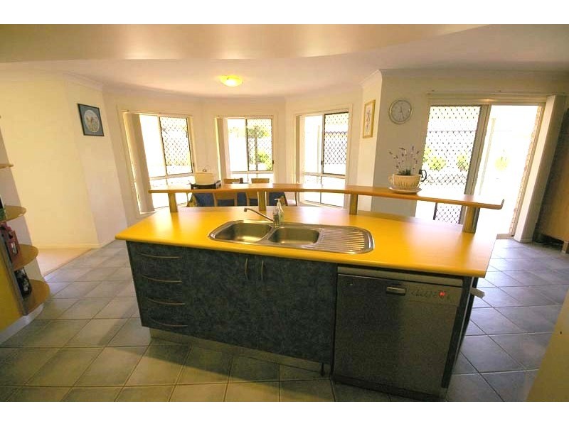 3 Helena Street, Wellington Point QLD 4160