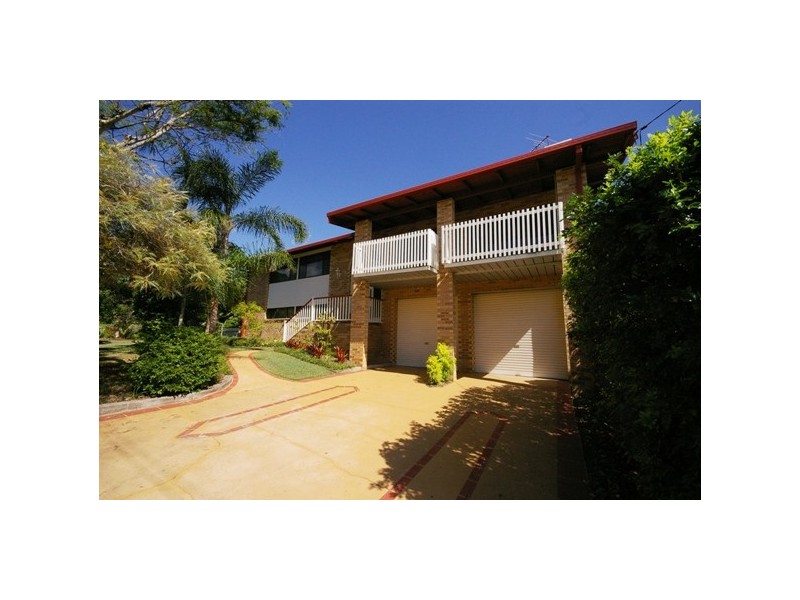 4 Ernest Street, Birkdale QLD 4159
