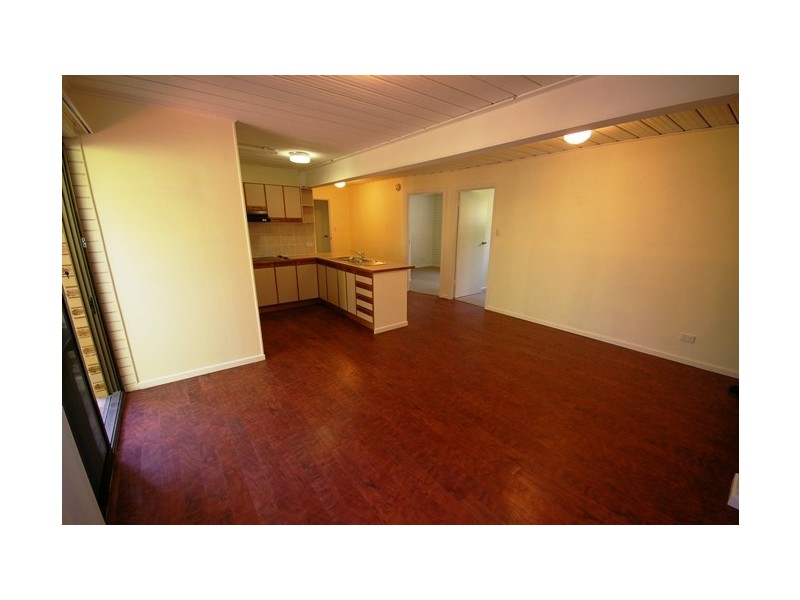 4 Ernest Street, Birkdale QLD 4159