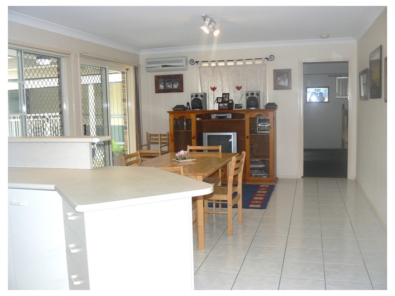 1 Amber Place, Alexandra Hills QLD 4161