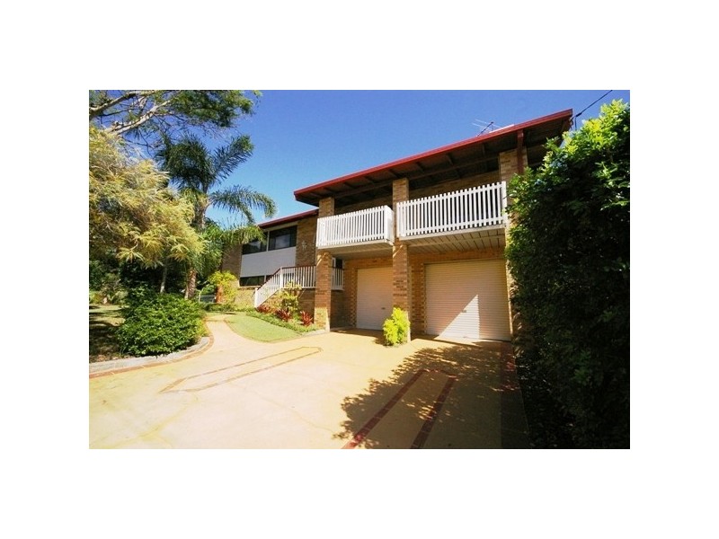 4 Ernest Street, Birkdale QLD 4159