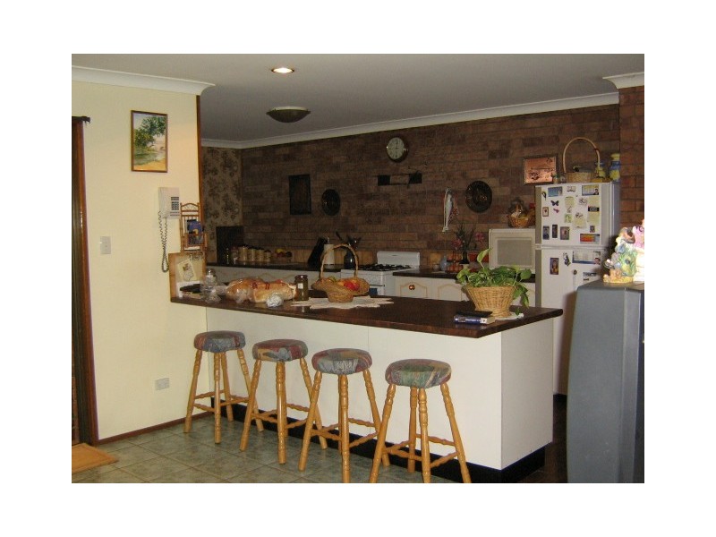 34-36 Leonie Crescent, Lamb Island QLD 4184