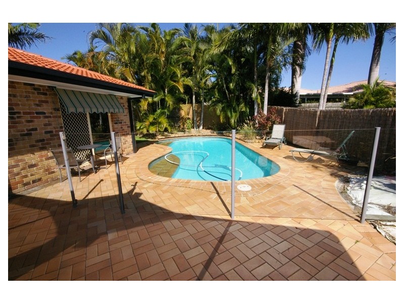 38 Riverton Drive, Wellington Point QLD 4160
