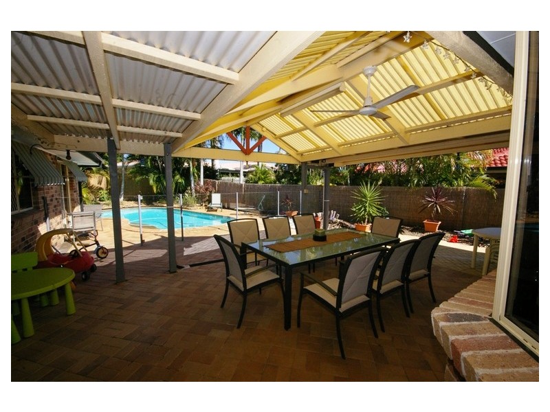 38 Riverton Drive, Wellington Point QLD 4160