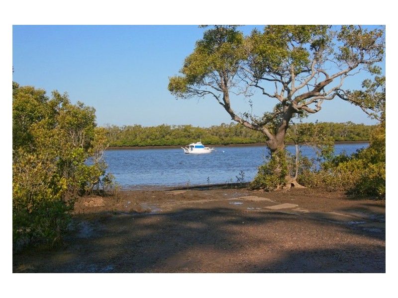 48 Muriel Street, Redland Bay QLD 4165