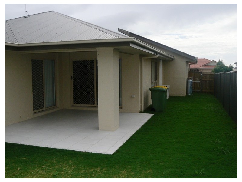 4 Raife Close, Wellington Point QLD 4160